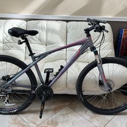 GT BICYCLE OUTPOST MEDIUM SIZE 27.5
