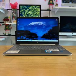 💻 HP Laptop Computer | 15.6" | i3 11th Gen / 16GB / 256GB SSD ⚙️