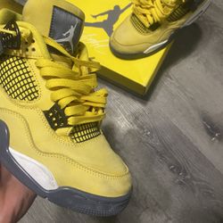 Jordan 4