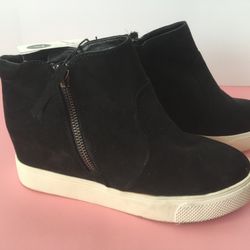 Wedge Sneakers , Size 7
