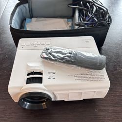 Vankyo Leisure 3 Pro 720P Portable Video Projector 