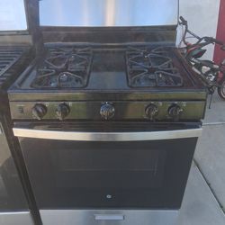 GE GAS RANGE STOVE