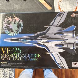 SEALED DX Chogokin VF-25 Messiah Valkyrie - Worldwide Anniversary Edition - Macross Frontier