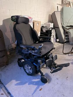 Electric Wheelchair