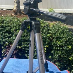 Tripod