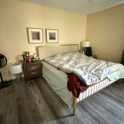 King Size Bed Set (bed frame & Mattress) 