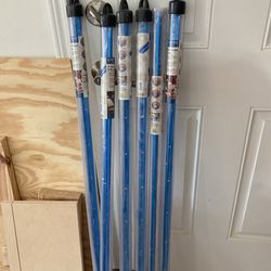 Rockler 4’ Universal T-track  6 Pieces. Brand New