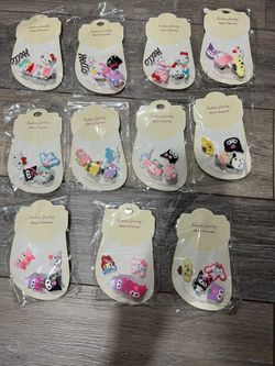 Hello Kitty And Friends Light Up Croc Charms 