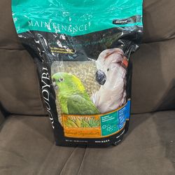 RoudyBush Medium Bird Food 10lbs Cockatoo Macaw New Sealed