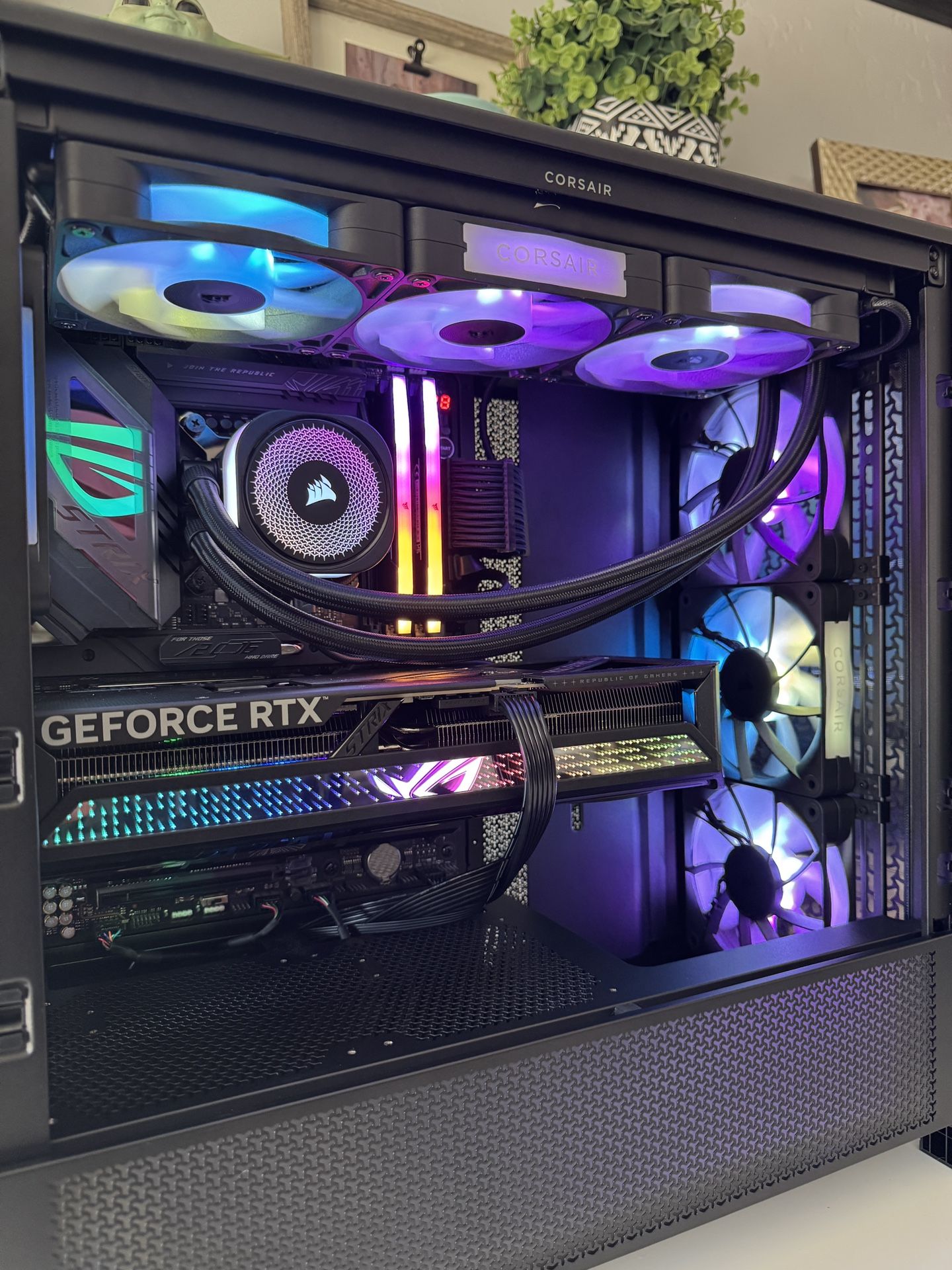 Premium Gaming PC w/RTX 5070 OC