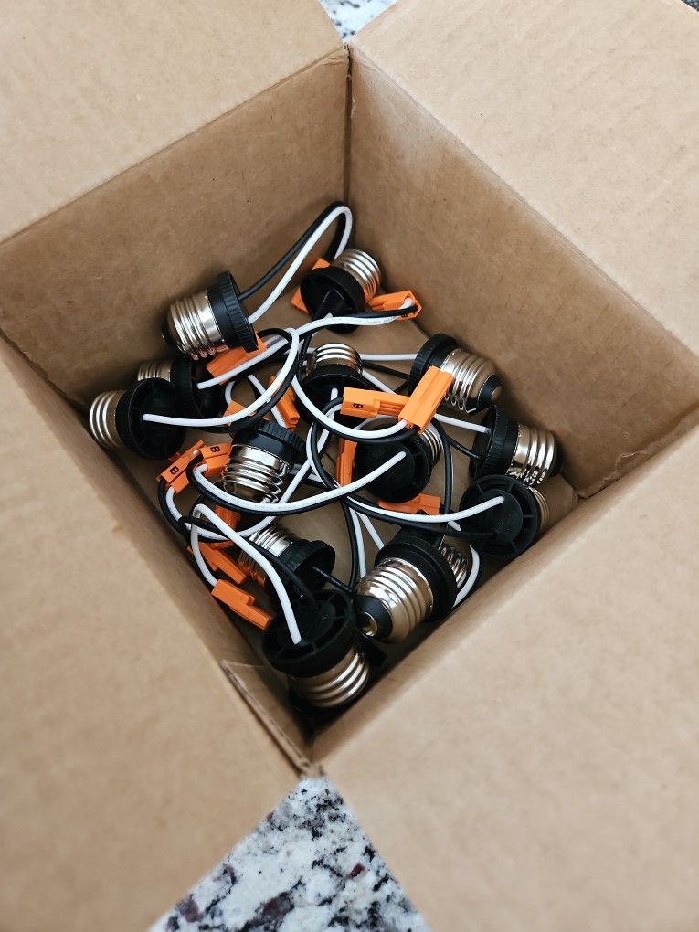 Set of 12 - E26 TP24 Adapter 