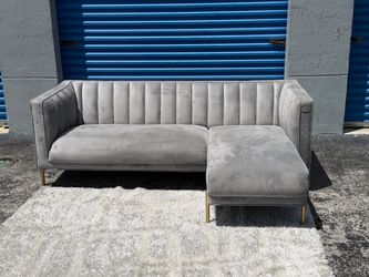 Modern sectional sofa(free delivery)