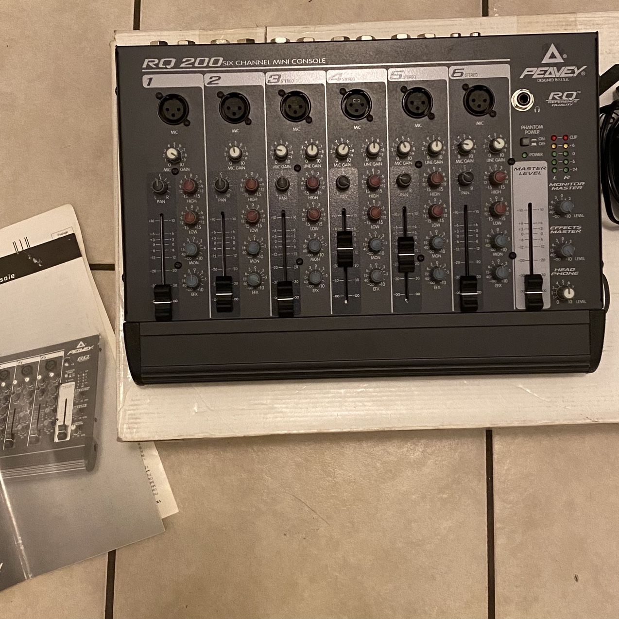 Peavey RQ 200 Six Channel Mini Console | Mixing Console