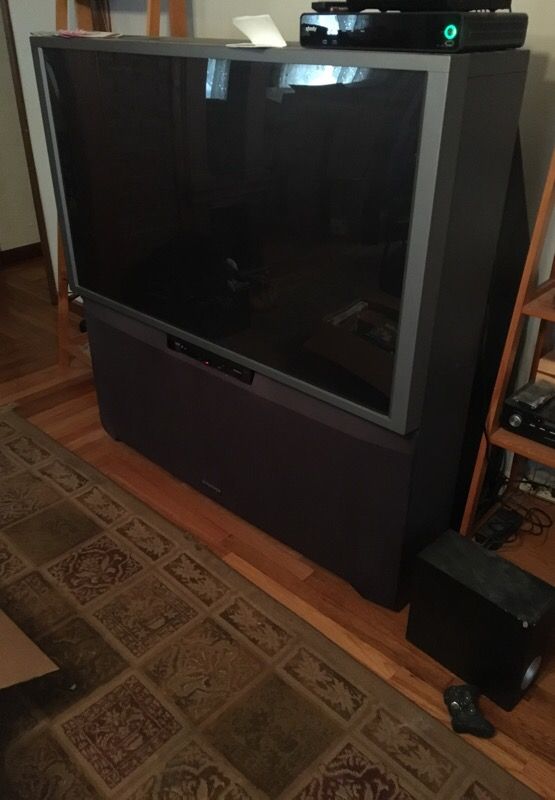 55" hitachi