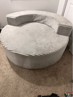 round love seat