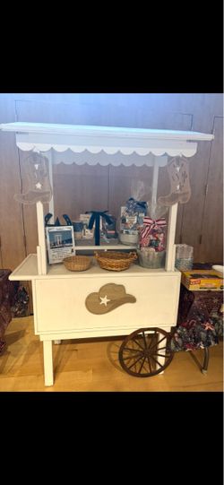 Dessert cart