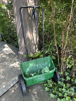 Scott’s Accugreen 1000 Spreader 
