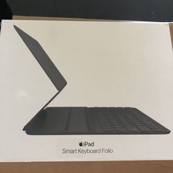 iPad Smart Keyboard Folio