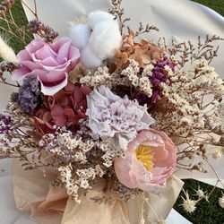  Valentines Day Preserved Dried Flowers Floral Bouquet With Vase