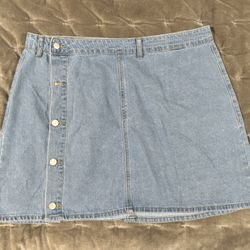 Shein Light Blue Button-Up Denim Skirt - Size 1XL