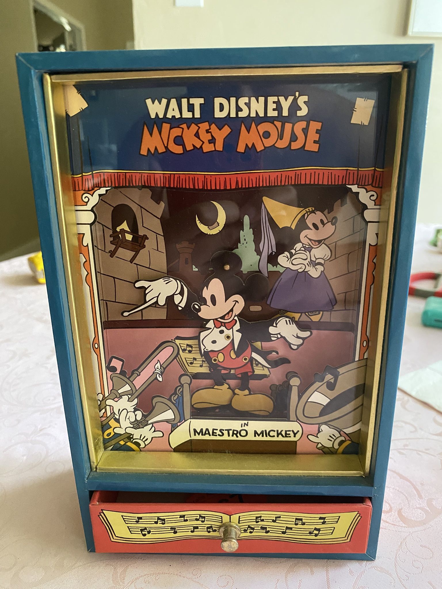 Vintage Disney Maestro Mickey Mouse Mechanical Music Box Display