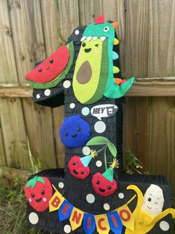 Custom Piñatas ( Piñata Personalizadas )