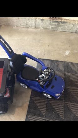 Toy CAR Mercedes . READ DESCRIPTION