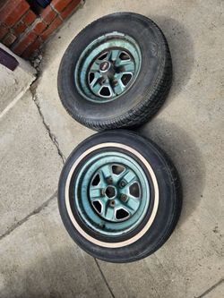 Oldsmobile 15 wheels only 2
