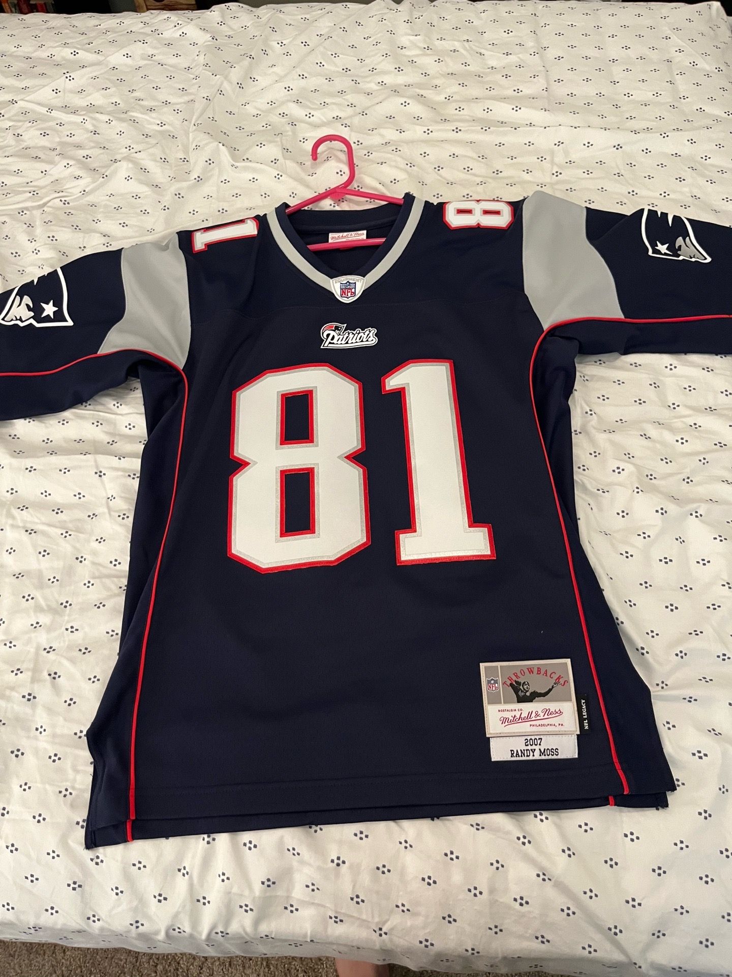 Randy Moss Patriots jersey