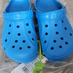 Kids Crocs Size J3 New