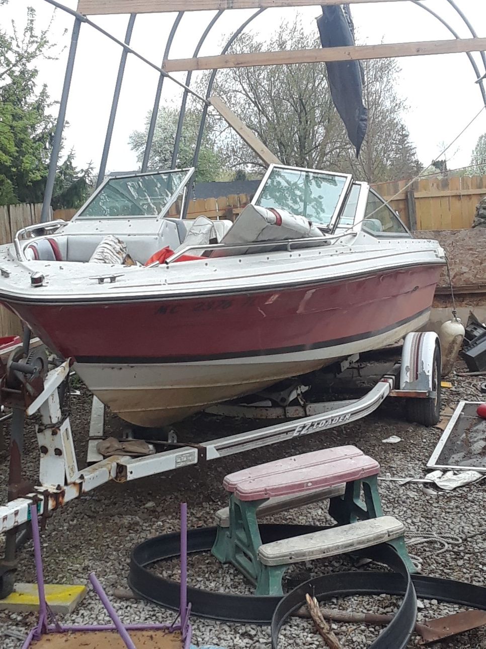 1986 Sea Ray Seville 18 ft inboard fiberglass and trailer