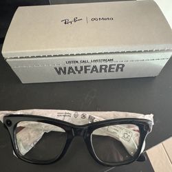 Ray Ban Wayfarer- Camara Glasses (Brand New )