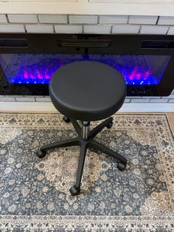 NEW**Black Round Stool with New Legs