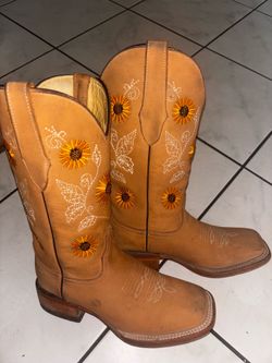 Girl boots