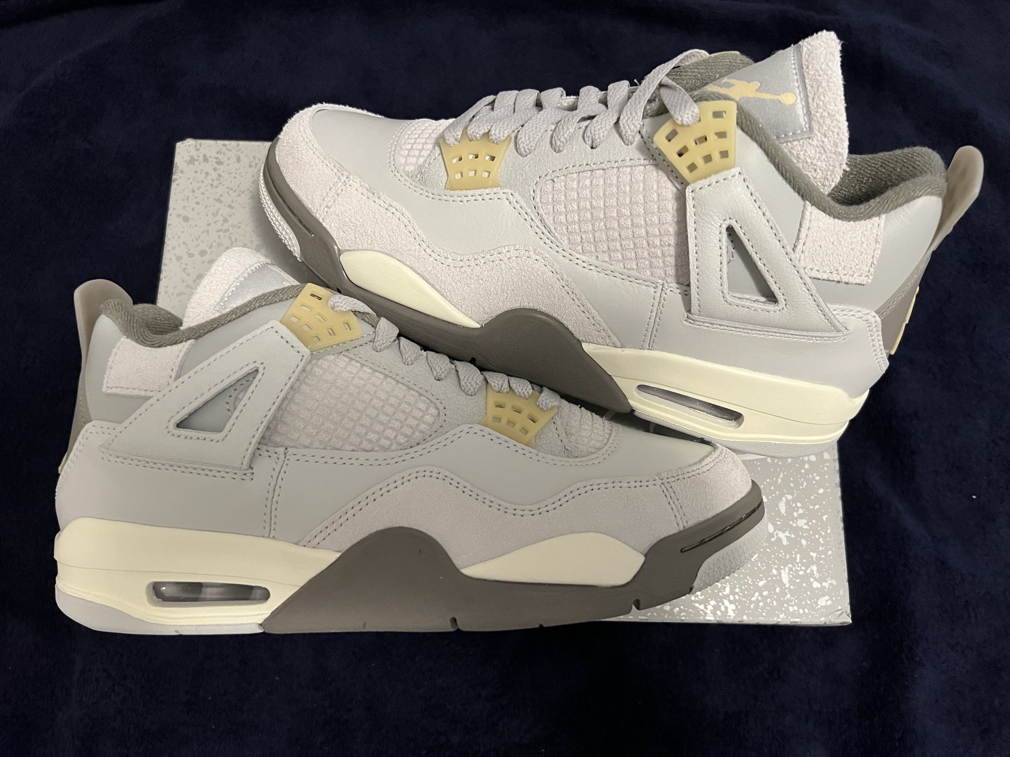 Jordan 4 “Craft Photon Dust” Size 8.5