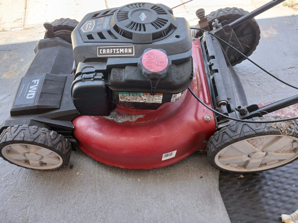 Craftsman Platinum 7.25 163cc. Self Propelled Mower.