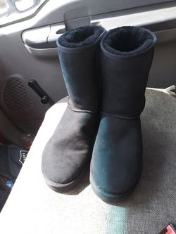UGG mens