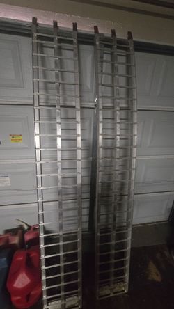 7ft Aluminum ATV / Lawn Mower Loading Ramps (Pair)