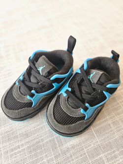 ​Jordan 4 Retro Toddler Sneakers - University Blue/Black -
