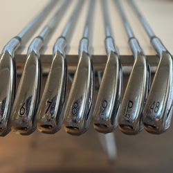 Full Titleist T200 Golf Club Set + Vokey Wedges