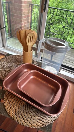 Kitchen Bundle – Bakeware + Bamboo Utensils + Pitcher