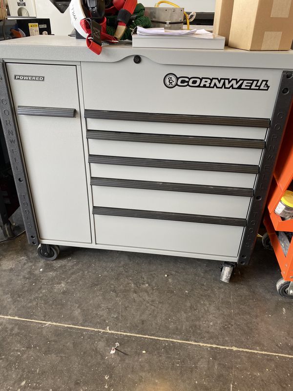 2000 brand new Cornwell toolbox for Sale in Baytown, TX OfferUp