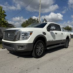 2018 Nissan Titan XD Platinum Cummins Perfect Conditions