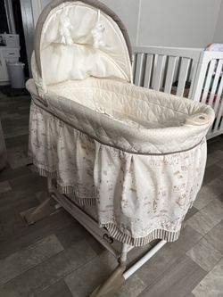 Delta Bassinet