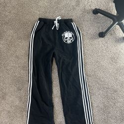 peaceinwar skull sweats size M