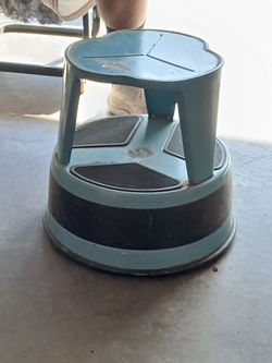 Vintage step stool