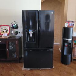 Bkack Kenmore Elite French Door 29cuft Bottom Freezer Refrigerator
