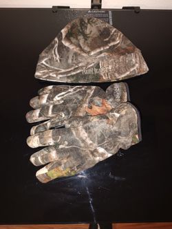 Redhead Beanie And Gloves Camouflaged