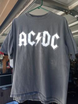 1996 AC/DC ball breaker tour t-shirt from the Thomas and Mack