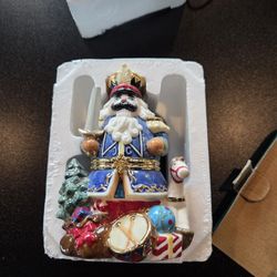 Porcelain Nut Cracker Box